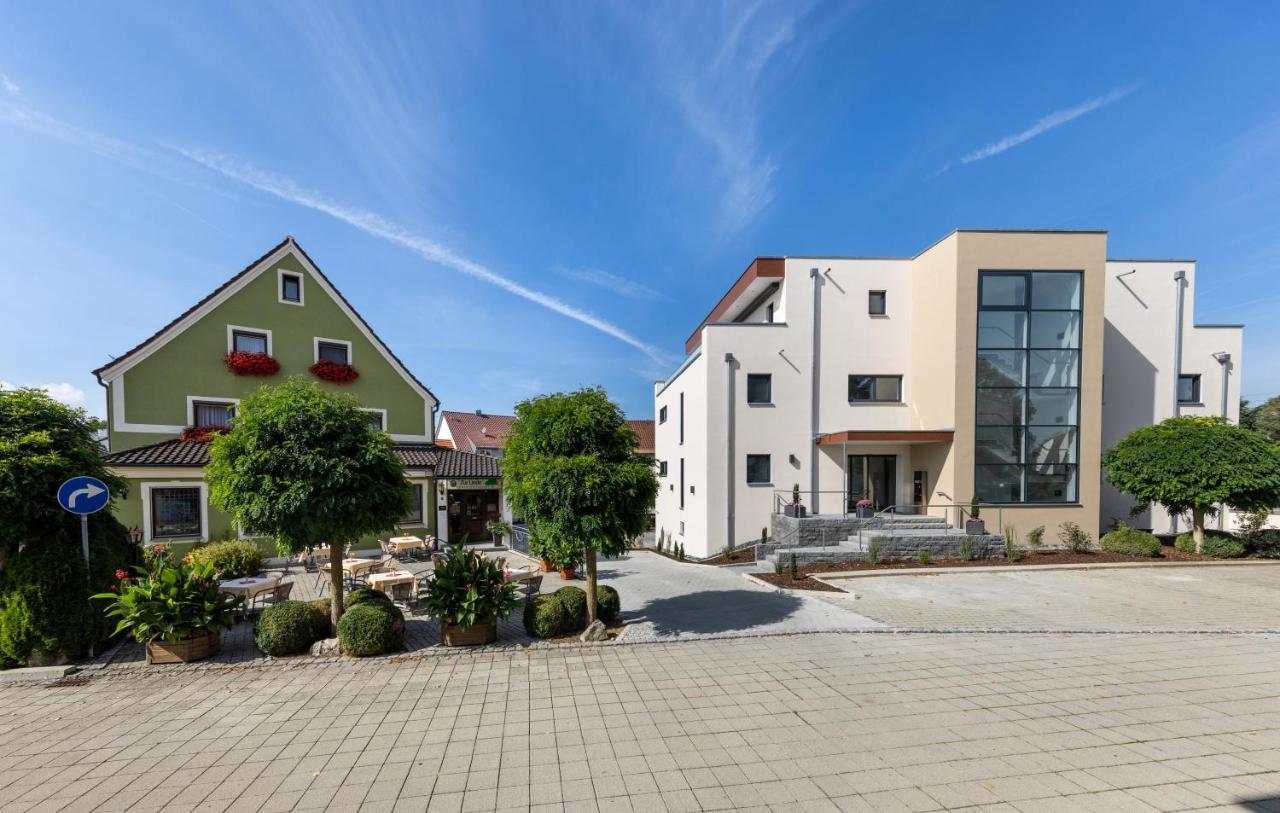 Hotel Restaurant Zur Linde Erbach an der Danau Eksteriør billede